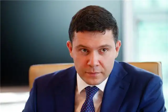 Цыбульский и Алиханов наметили планы по развитию промышленного потенциала Архангельской области