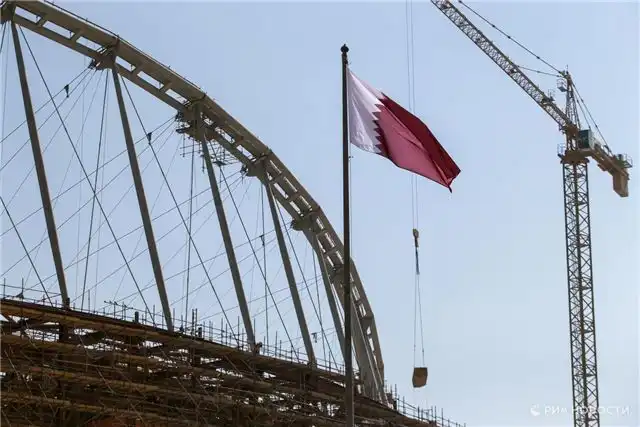 QatarEnergy заявляет о разрушениях в промышленном городке в Катаре после обстрела
