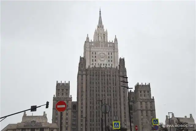 МИД утверждает, что Лондон подталкивает Европу к прямому противостоянию с Россией