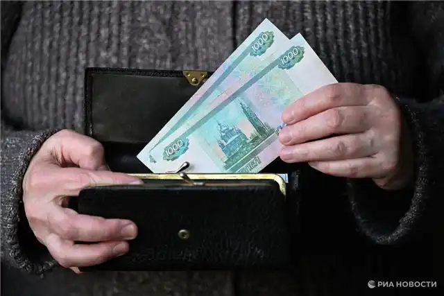 Машаров заявил, что с 1 августа работающие пенсионеры начнут получать надбавку к пенсии