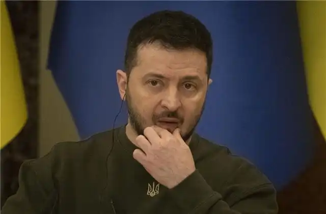NYT - Популярность Федорова могла стать причиной отставки его с поста министра обороны