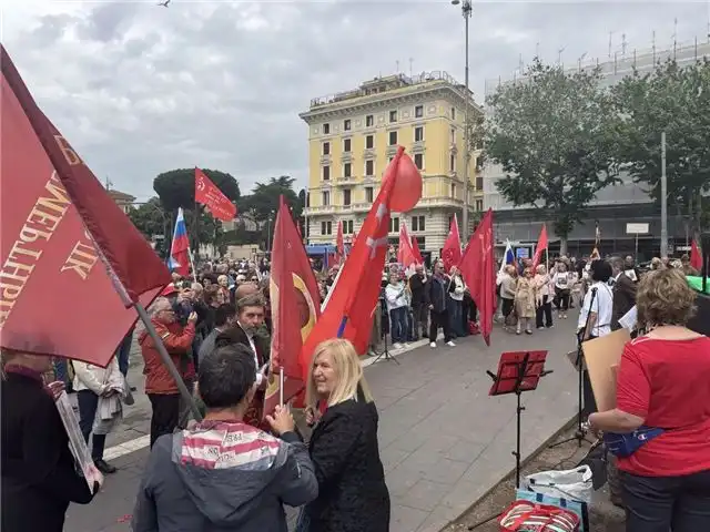 У святынь Сан-Джованни-ин-Латерано прошёл торжественный марш «Бессмертного полка»