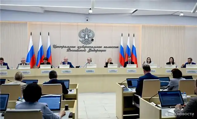 ЦИК официально утвердил список кандидатов ЛДПР в Госдуму