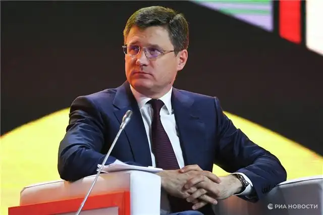 Новак распорядился проработать снижение биржевых норм продаж дизтоплива до 10%