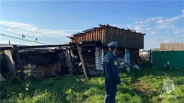 Смерч в селе Ильчино Башкирии разрушил три дома и надворные постройки