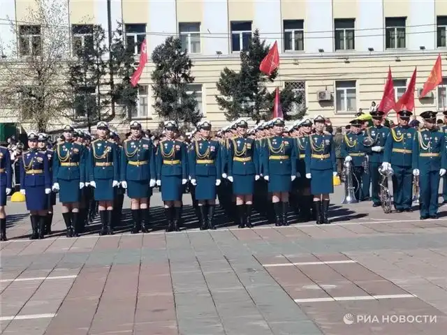 В Улан-Удэ Торжественно Отмечают 81-Год Величайшей Победы Военным Парадом