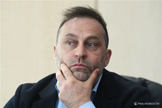 Свищев - Смолов рискует тюремным сроком за потасовку в кафе, но маловероятно, что до этого дойдет