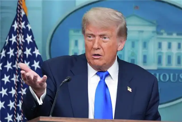 Трамп намерен ввести против Ирана вторичные пошлины по образцу российских санкций