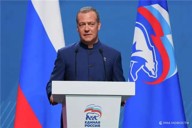 Медведев ответил на обращения Драпатого к россиянам