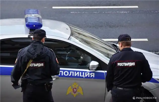 В Подмосковье женщина с ребенком за час вынесла товары и 12 «киндеров»