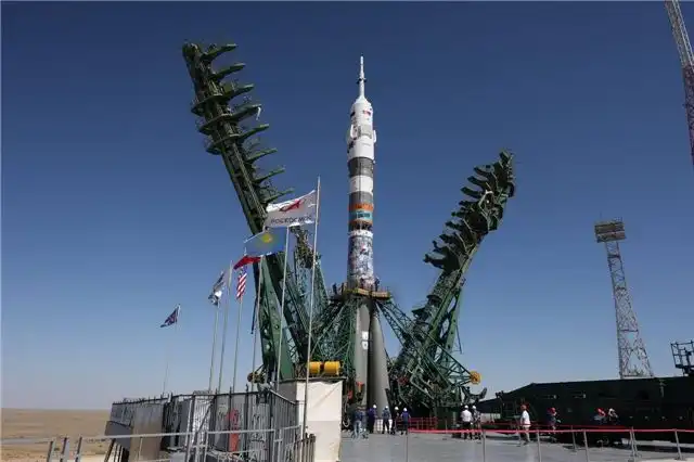На Байконуре смонтировали ракету Союз?2.1а с пилотируемым кораблём Союз МС?29