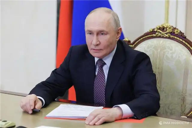 Путин поручил сдвинуть сроки расчёта региональных долгов за рамки 2030 года