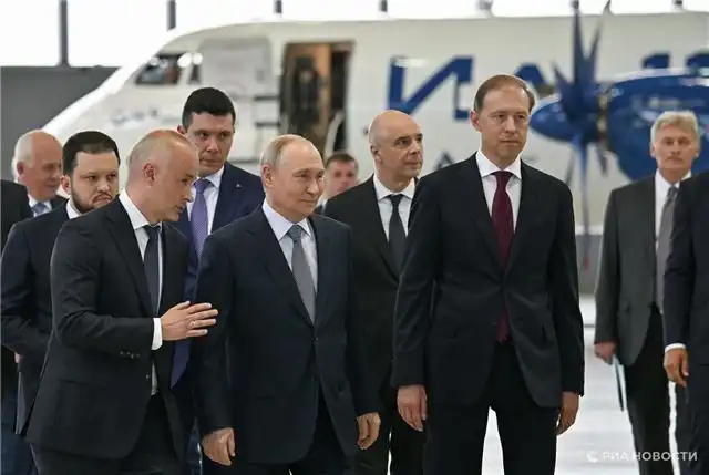 Песков подчеркнул ключевую роль встречи по авиастроению с участием Путина