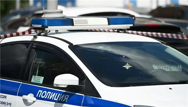 Подросток в Дагестане похитил драгоценности и раздал их девушкам на пляже