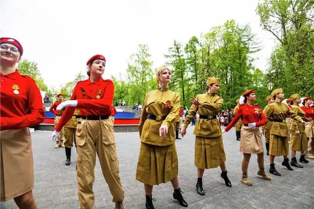 Подмосковные парки организуют праздничные программы к Дню Победы