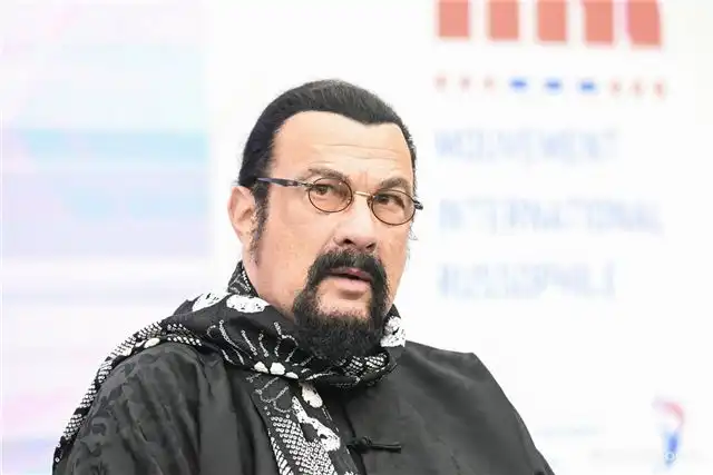 Стивен Сигал назвал россиян одними из самых стойких и патриотичных народов мира
