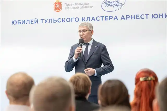 Губернатор Тульской области Миляев отметил 15-летний юбилей компании Арнест ЮниРусь