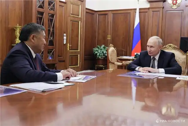 Путин подчеркнул, что в 2025 году ВРП Тувы вырос почти вдвое быстрее, чем в среднем по России